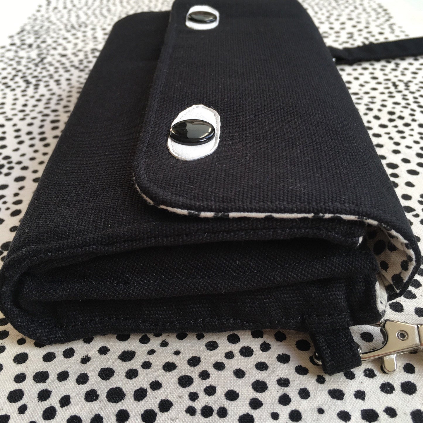 Eyebag Accordion Wallet